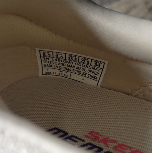 Skechers Memory Foam sneakers, women's size 5.5 - Picture 5 of 5
